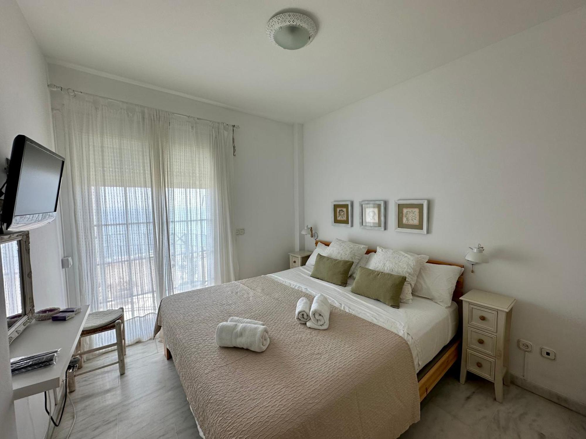 Pepe Beach Vista Al Mar Apartment Естепона Екстериор снимка
